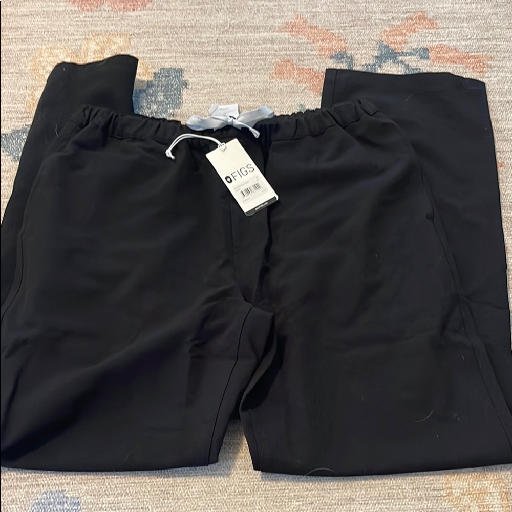 New Men’s Figs basic pants. Black